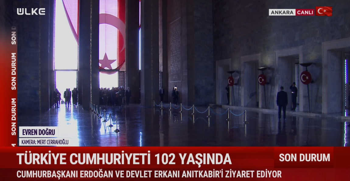 <b>KÜLLİYE'DE TEBRİKLERİ KABUL EDECEK</b>
Cumhurbaşkanı Erdoğan saat 13'te Cumhurbaşkanlığı Külliyesi'nde 29 Ekim Cumhuriyet Bayramı tebriklerini kabul edecek.