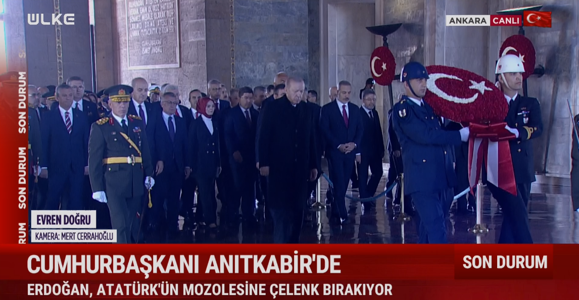 Aziz Atatürk, Cumhuriyetimizin 102. yıl dönümüne kavuşmanın gururunu yaşadığımız bu önemli günde zatıalinizi, silah arkadaşlarınızı ve aziz şehitlerimizi bir kez daha şükranla yad ediyorum. Sınırlarımız içinde ve ötesinde yaşayan tüm vatandaşlarımızın, dost ve kardeşlerimizin 29 Ekim Cumhuriyet Bayramı'nı canıgönülden tebrik ediyorum.