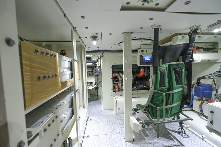 Hibrit Almanya Vitrine Cikti (4)