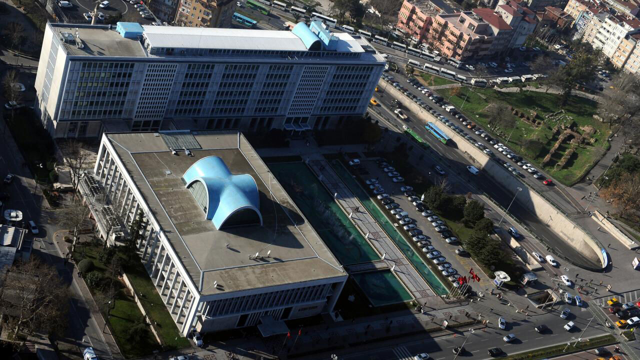 İBB davasında yeni gelişme! 15 kişi için tahliye kararı verildi