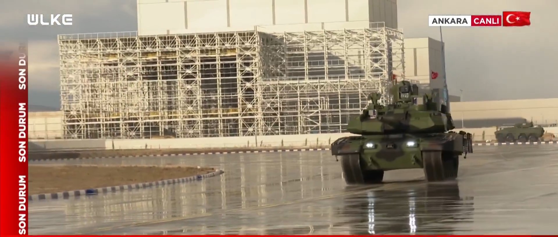 Türkiye'den gövde gösterisi: Zırhlılar ortaya çıktı! Erdoğan'dan tam not aldı