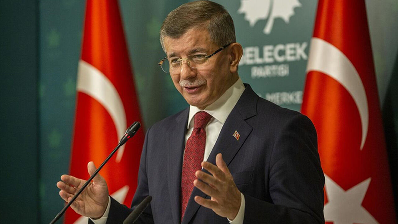 Ahmet Davutoğlu-1