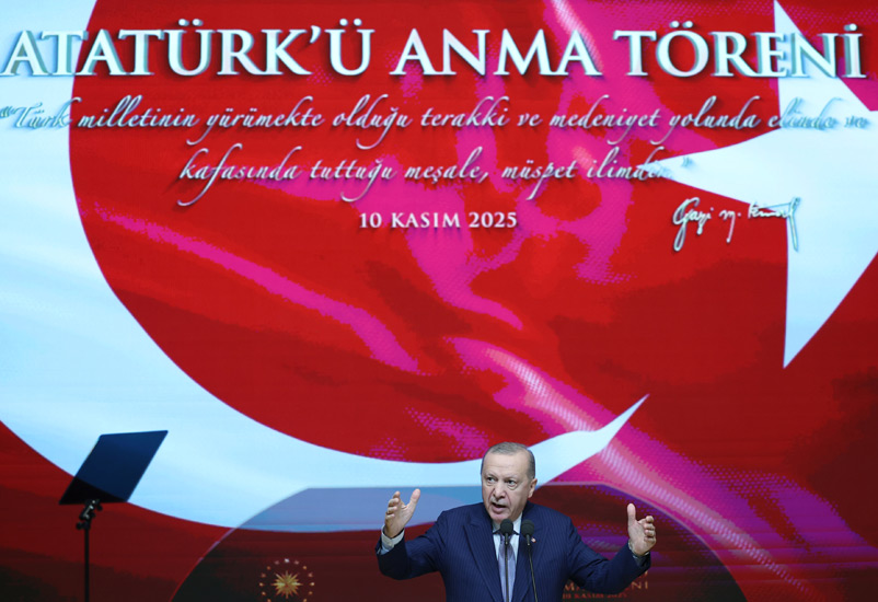 Ataturk'u Anma Toreni (3)