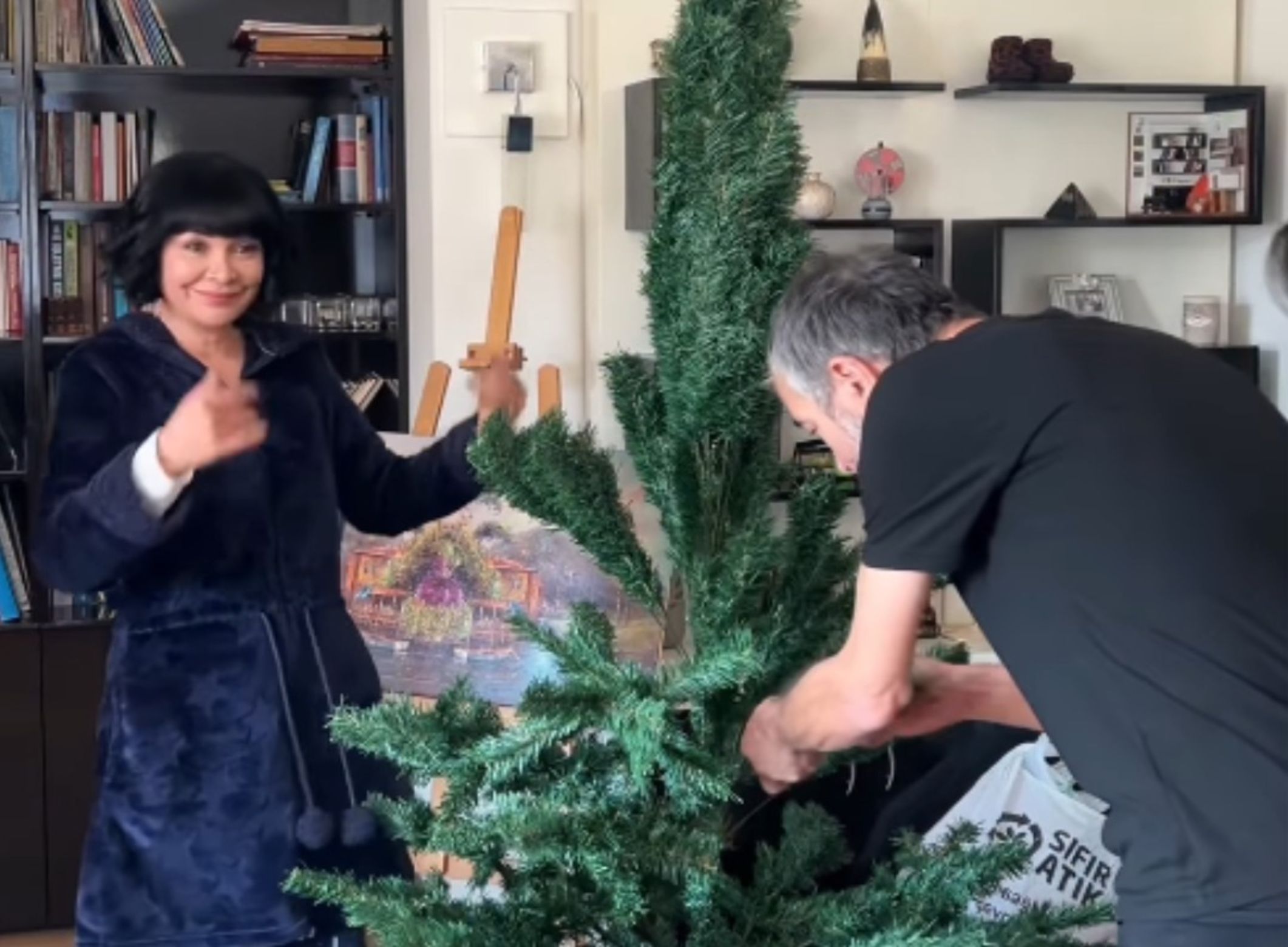 Bez Bebek Evrim Akin