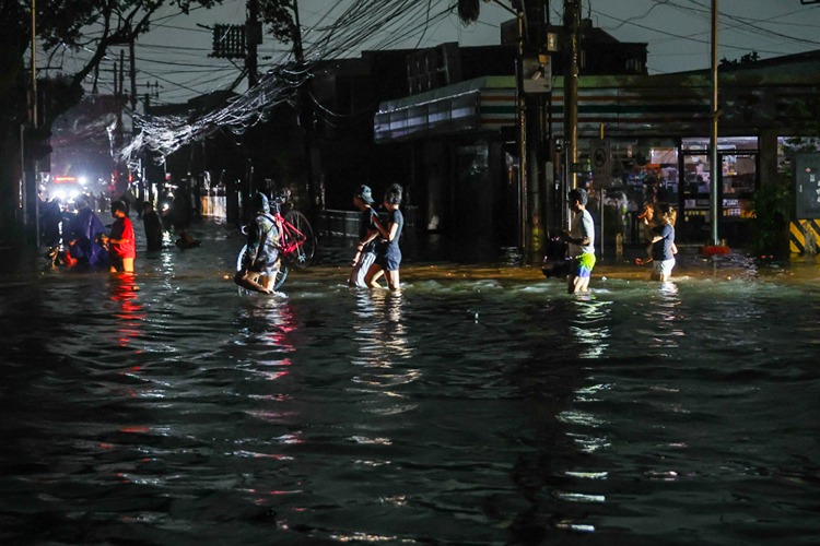 Filipinlerde Tayfun-1