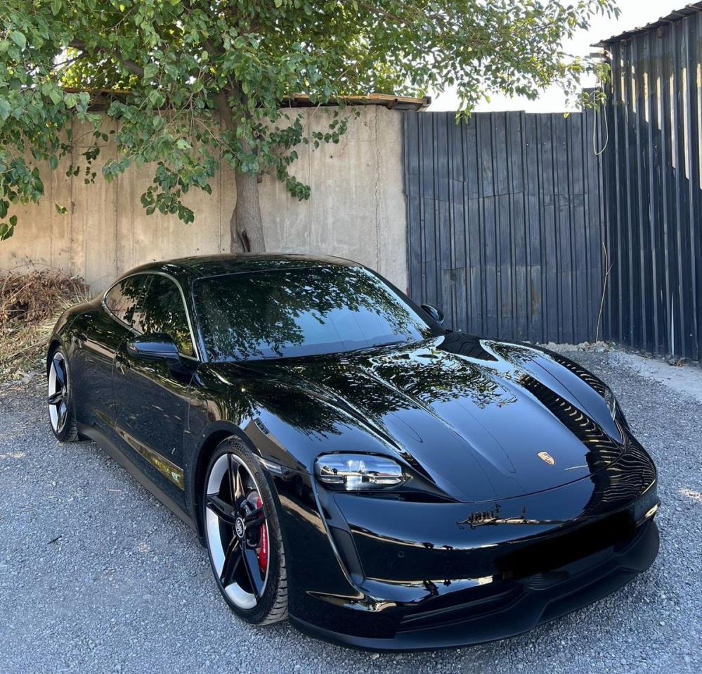 Porsche Alev Aldi (1)