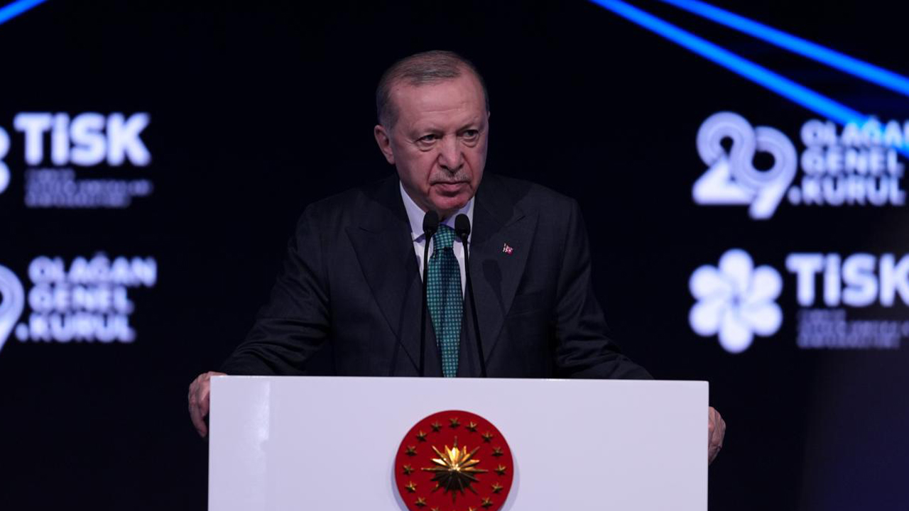 Cumhurbaskani Erdogan Asgari