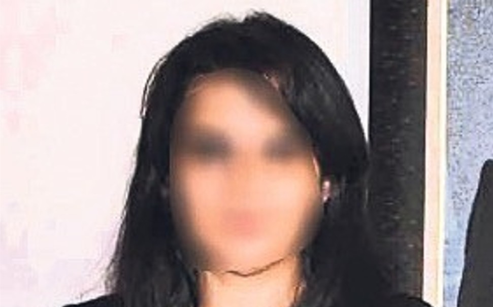 Kizil Sacli Savci Tehdit Etmis