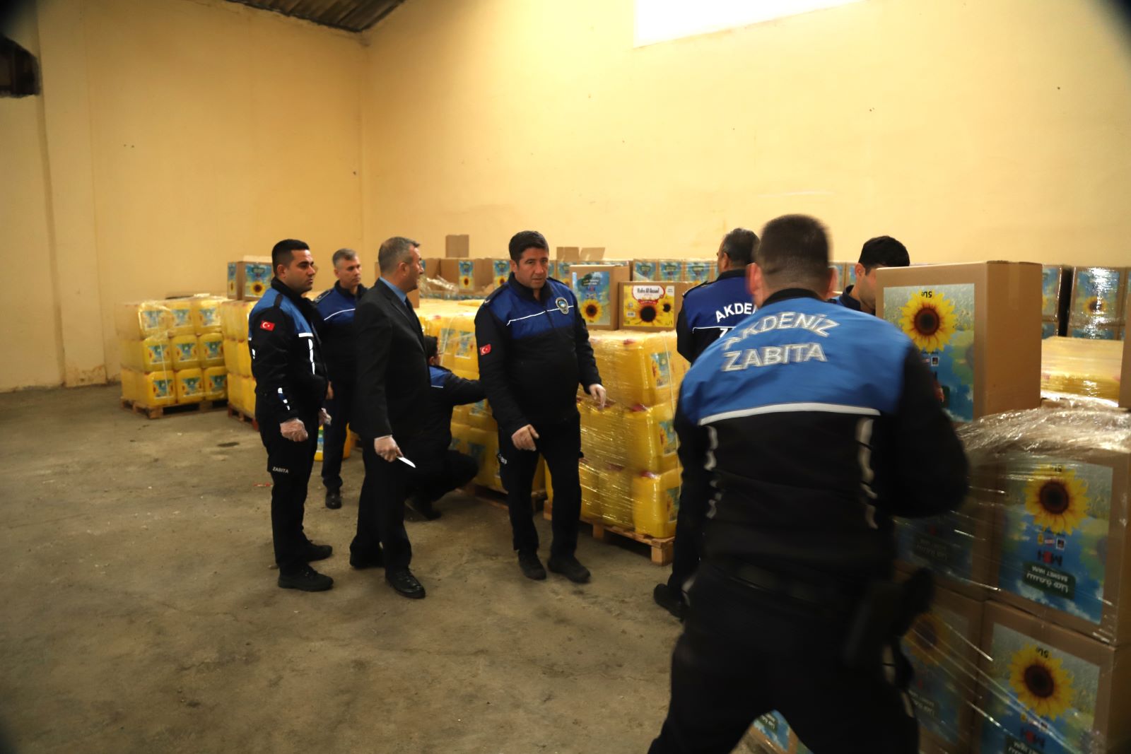 Su Karistirilmis Sivi Yag (4)