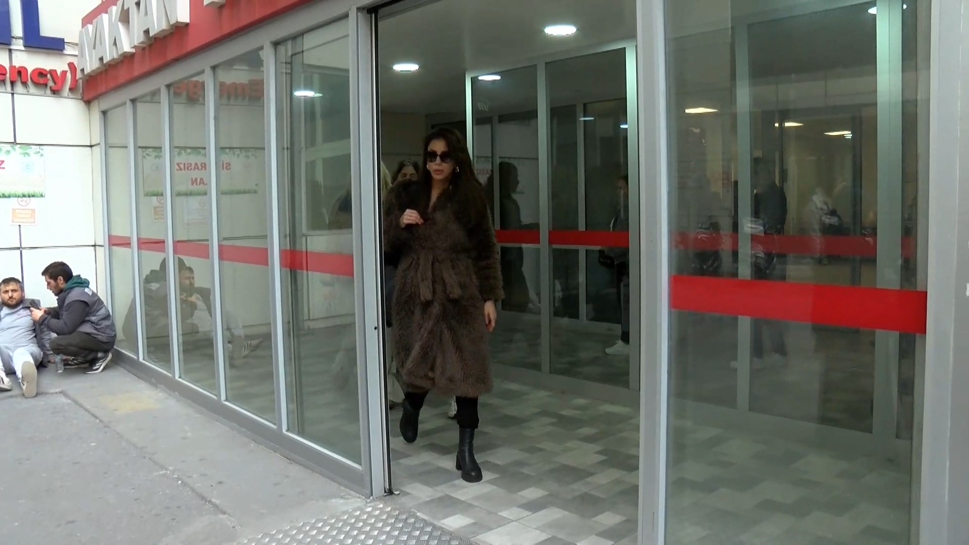 Unlu Spiker Gozalti (1)