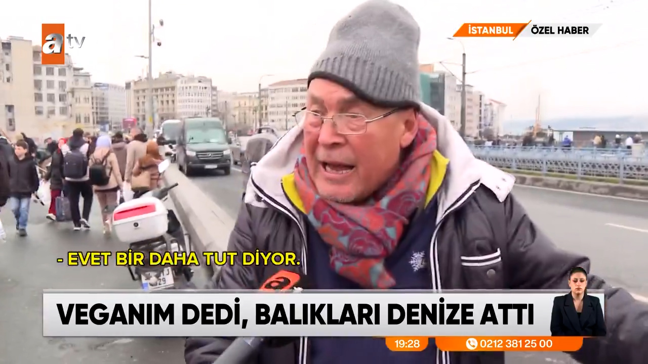 Atv Haber Balikci Vegan Galata Koprusu (1)