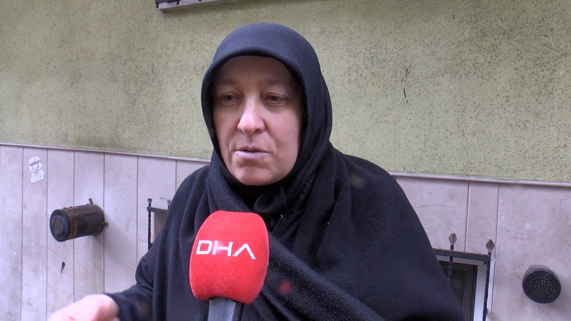 I S T A N B U L E S E N L E R D E E S I N E S I L A H L A S A L D 1188819 353258