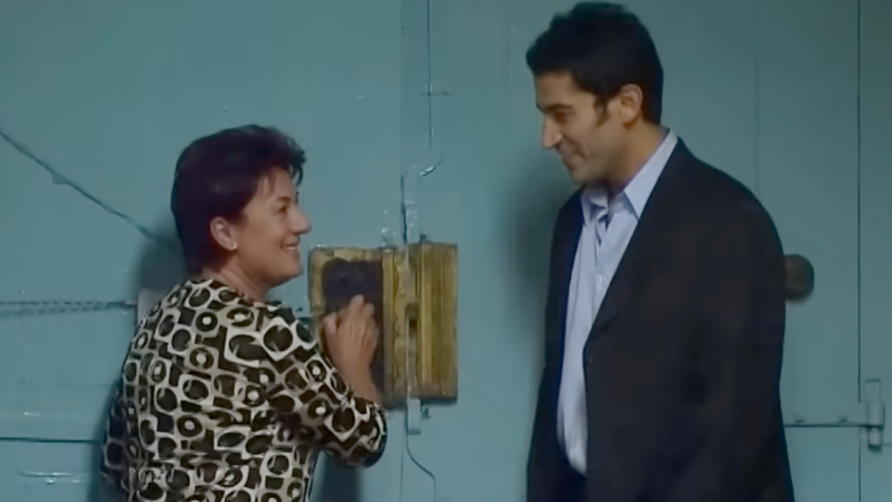 Usta oyuncu hayatını kaybetti!