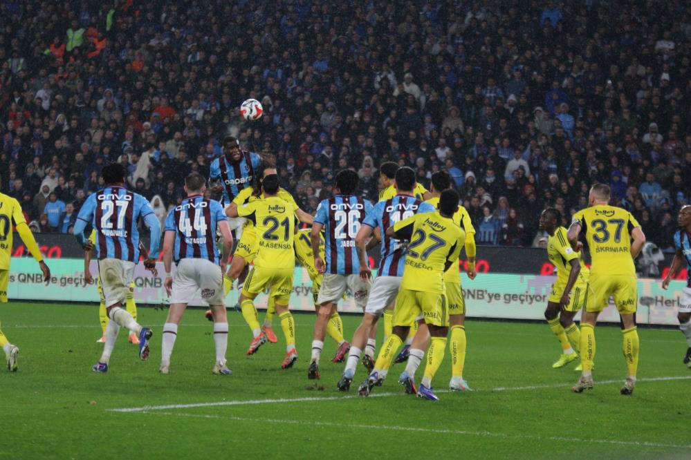 Trabzonspor 2 3 Fenerbahce (1)