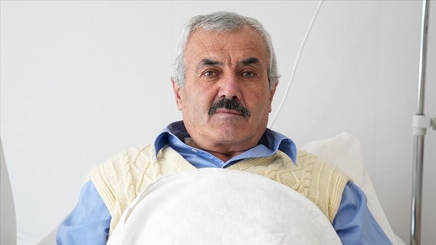 4 yıldır geçmeyen hıçkırık! Hayatını kabusa çevirdi