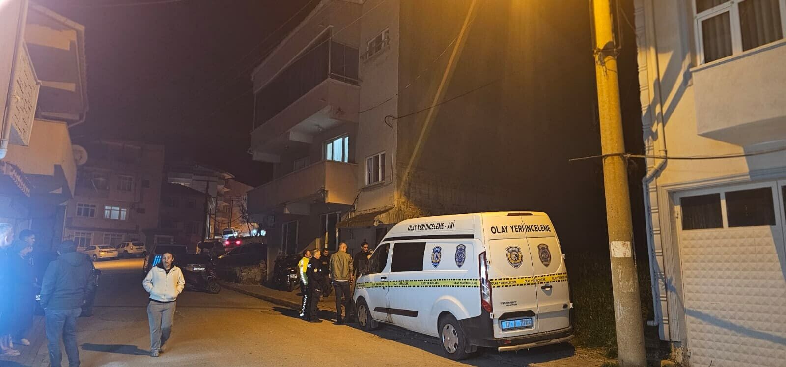 C A N A K K A L E’ D E V A T A N D A S L A R I 300 M I L Y O N L I R 1199684 356802