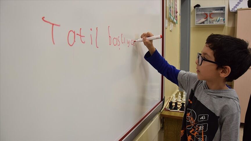 Okullar ne zaman açılacak? 23 Mart 2026 pazartesi günü okul var mı?