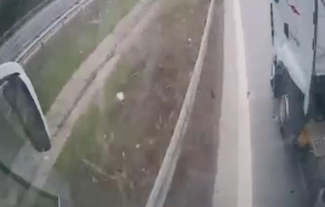 Tir Yolcu Otobusu (1)