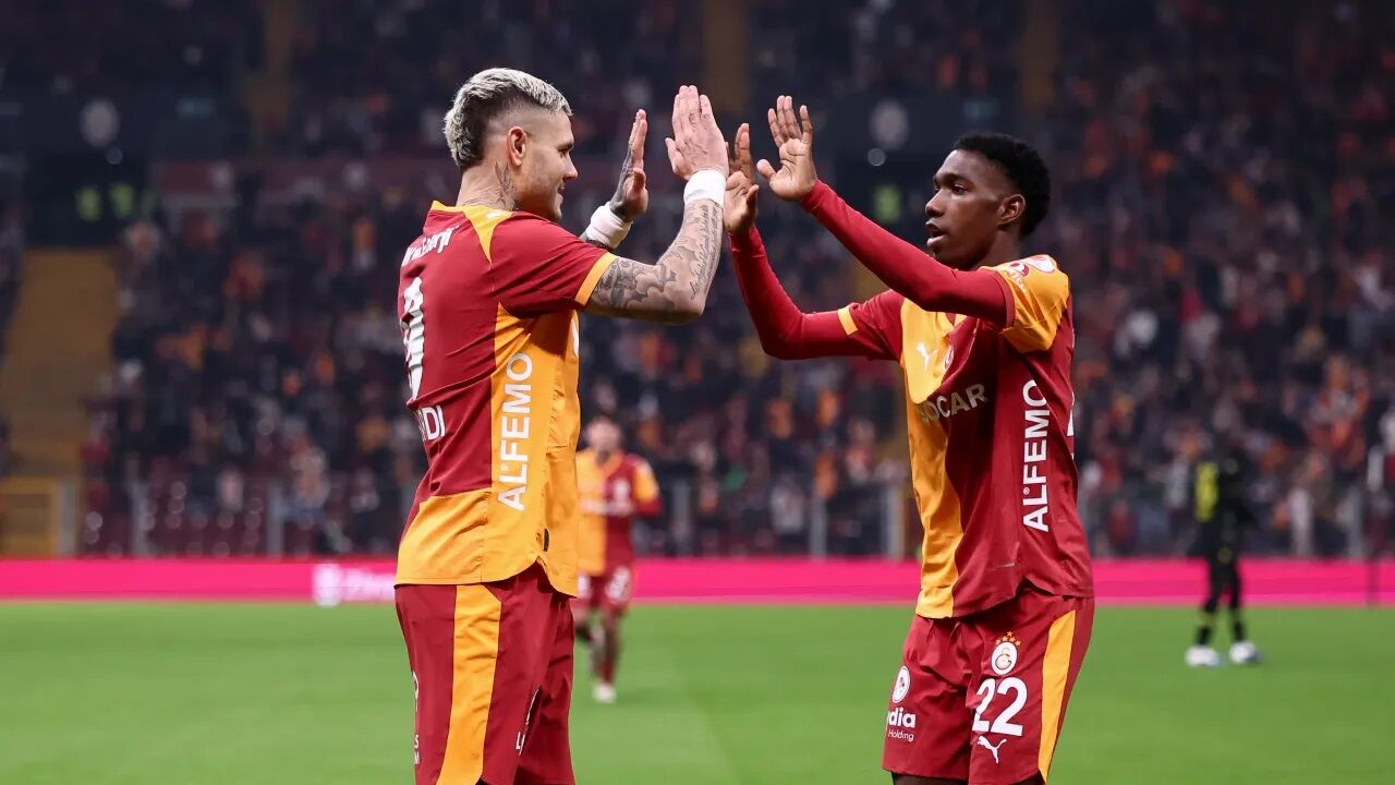 Galatasaray yolların ayrılacağını duyurdu!