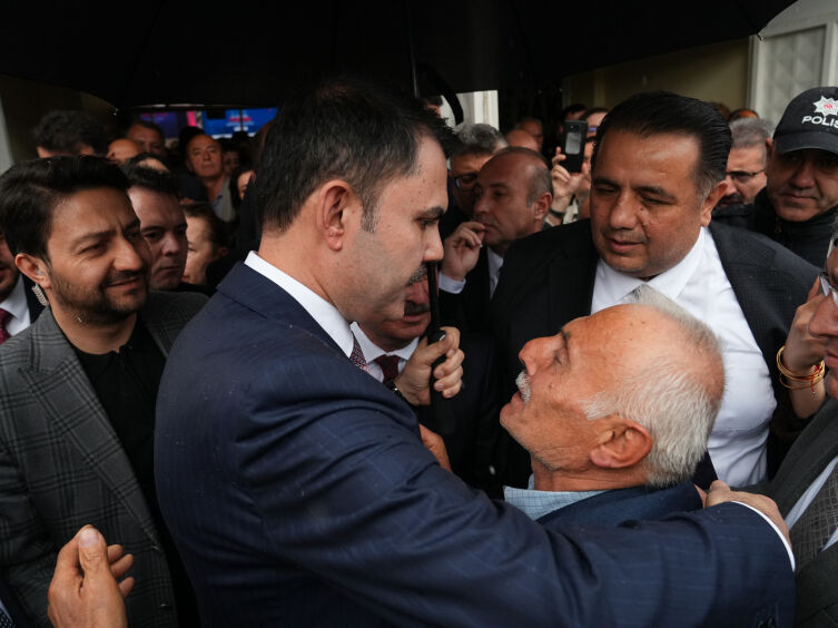 Bakan Kurum Sehit Babasi