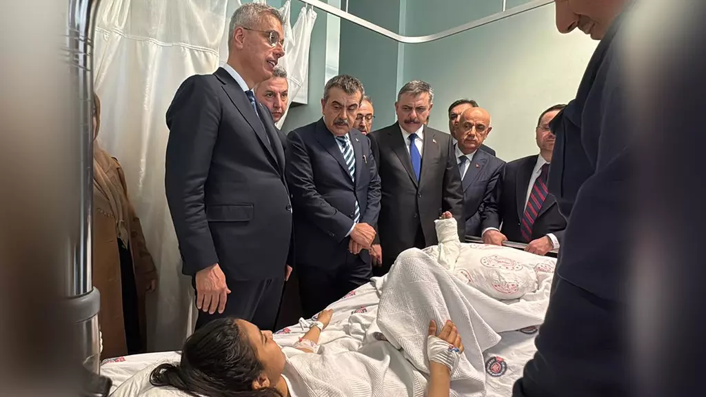 Can Havliyle Pencereden Atladım Öğrenci Saldırı Anını Anlattı (3)-1