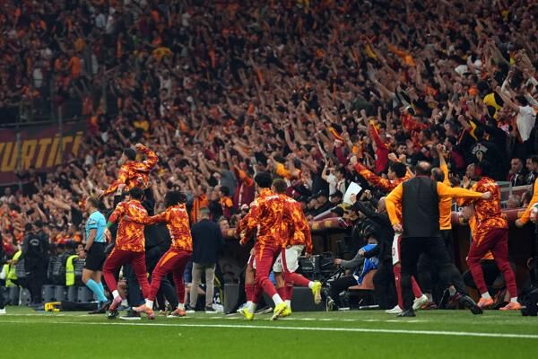 Galatasaray Fenerbahce Maç Sonucu 31 (12)