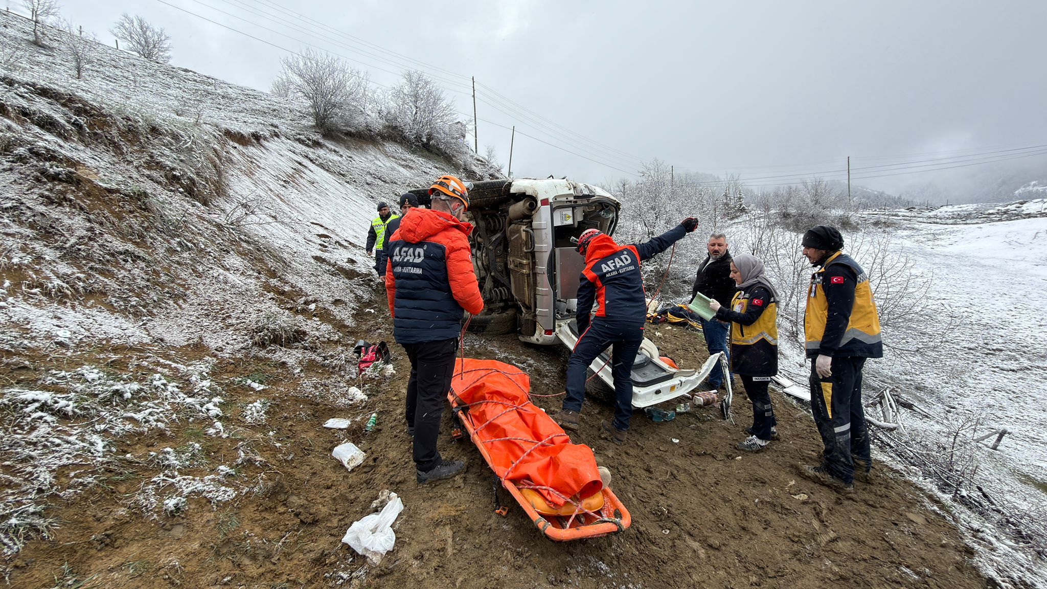 Hasta Tasiyan Ambulans Kaza (1)