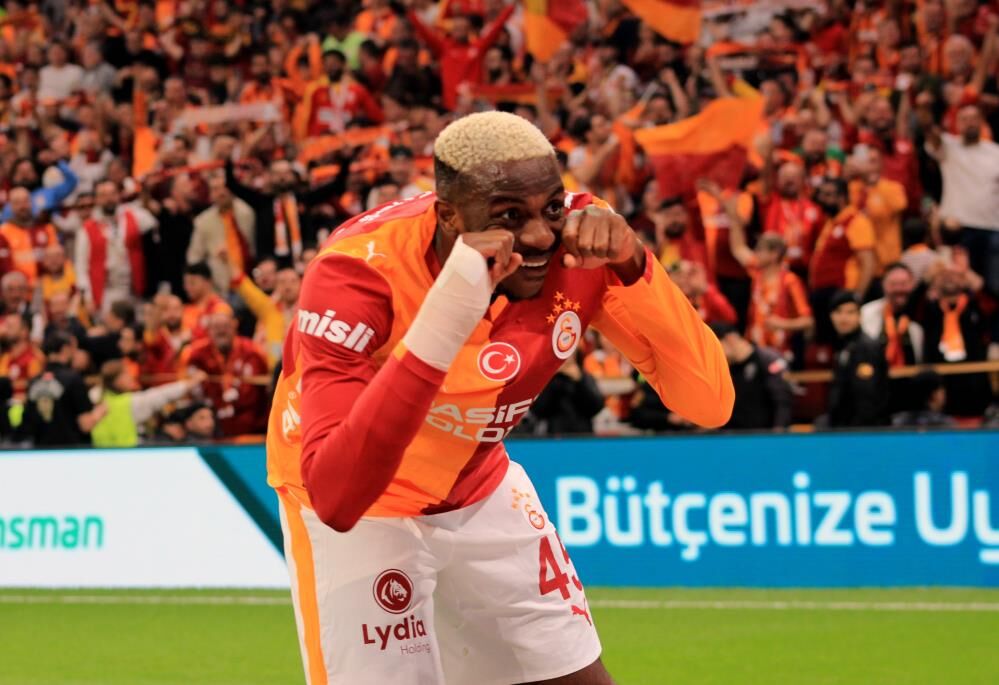 Osimhen Fenerbahce 3 (2)