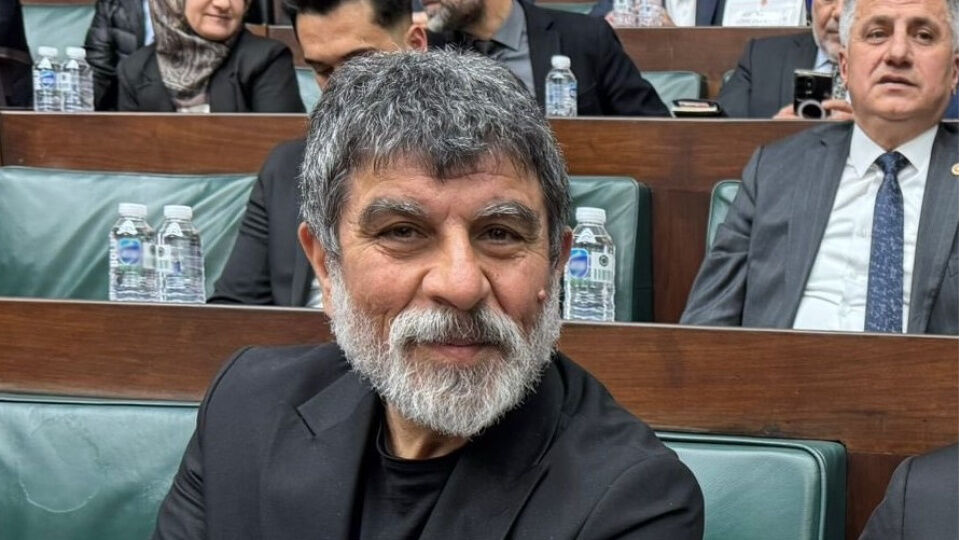 Oyuncu Sefa Zengin Ak Parti Grup Toplantısında