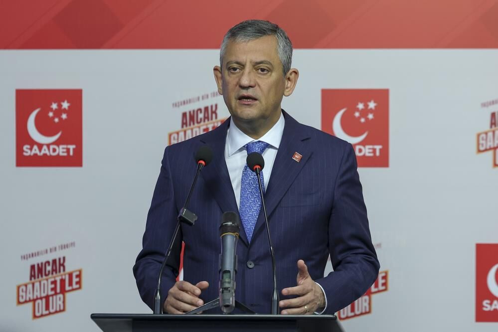Özgür Özel'in seçim planı! Saadet Partisi'nin kapısını çaldı
