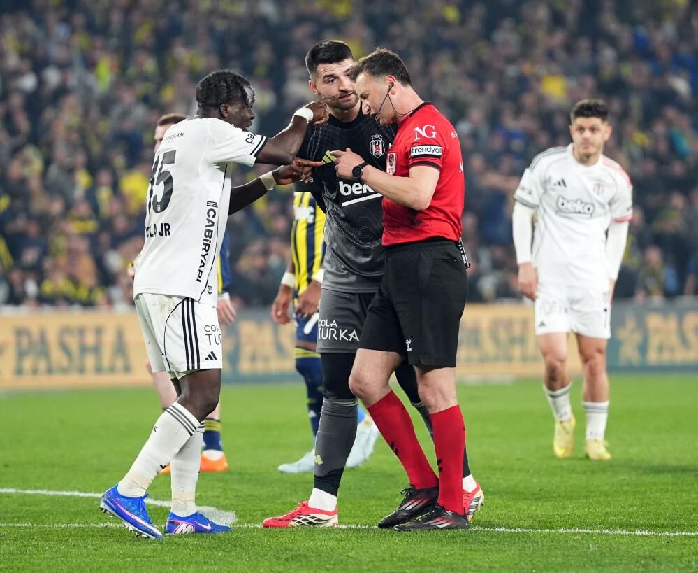 Penaltı Fenerbahçe Beşiktaş