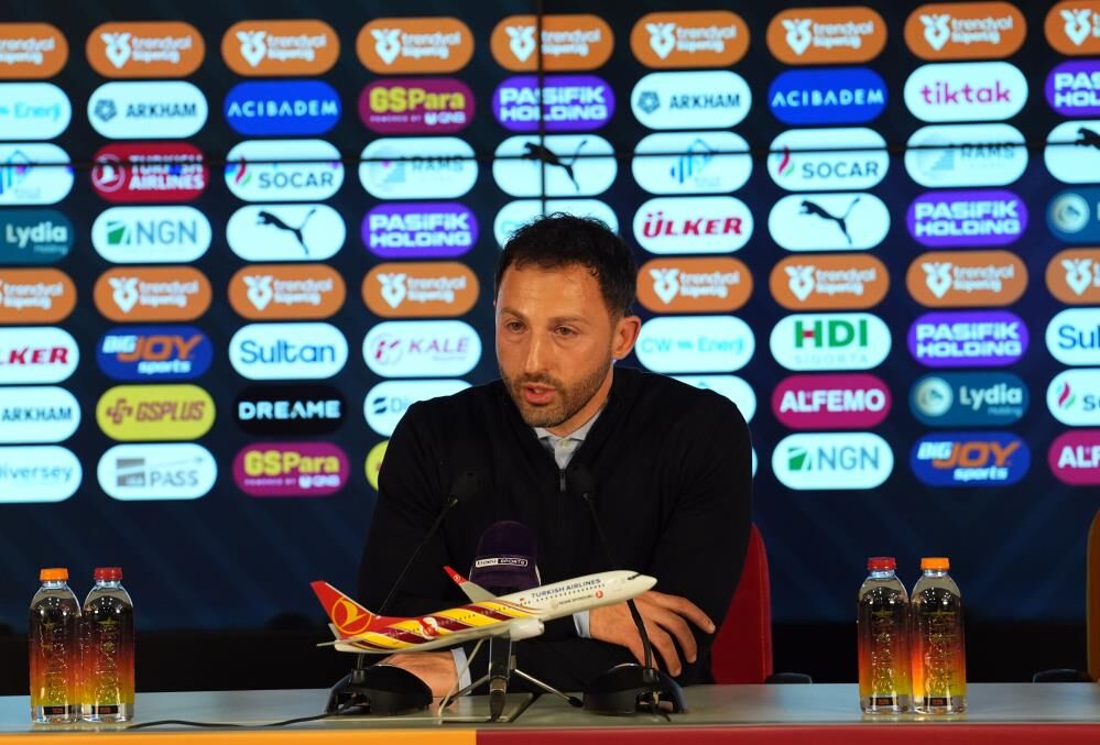 Tedesco'dan flaş Osimhen sözleri: Harika...