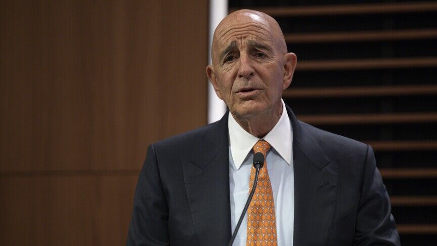 Tom Barrack-13
