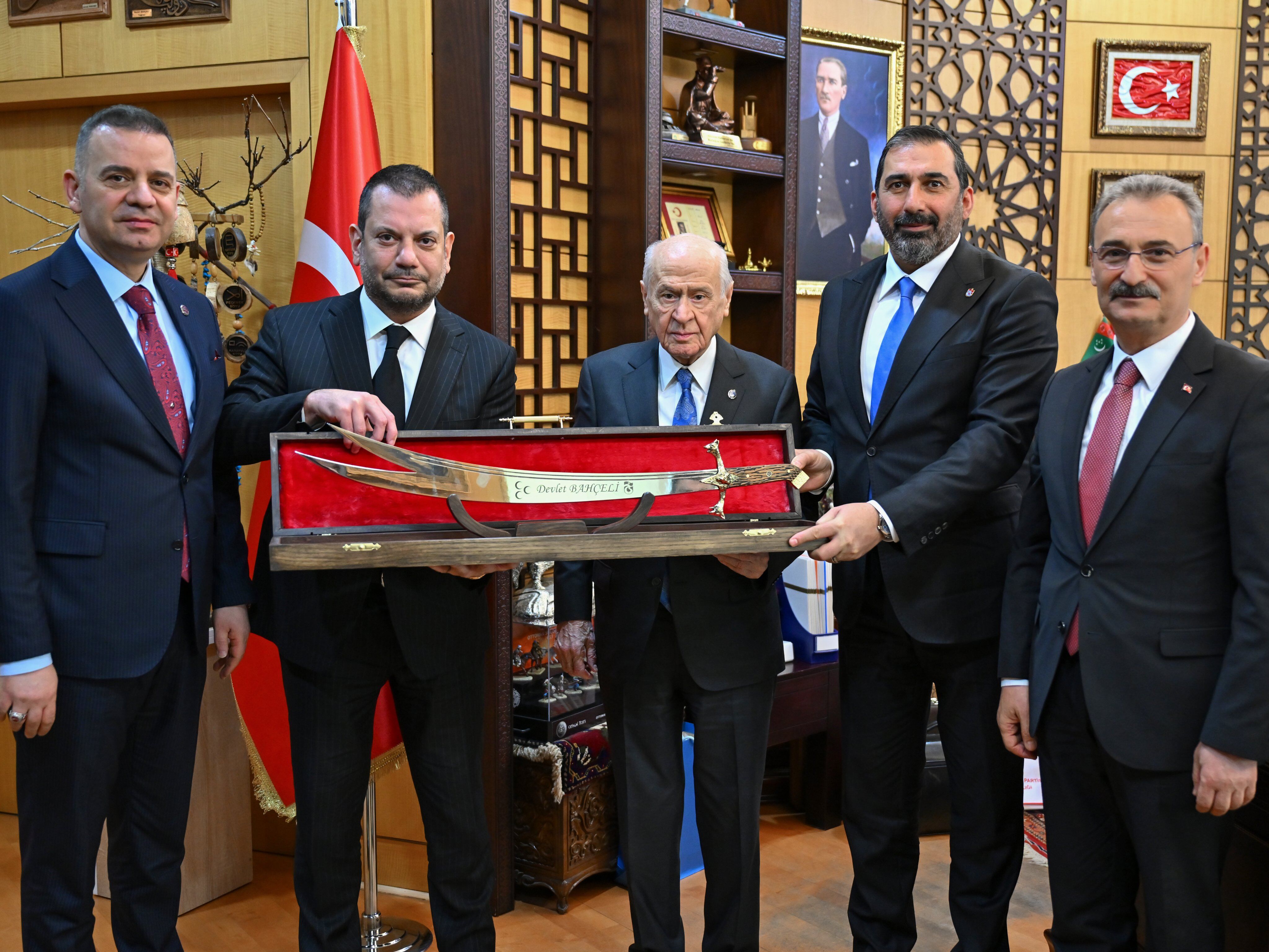 Trabzonspor Başkanı Doğan'dan MHP Lideri Bahçeli'ye ziyaret