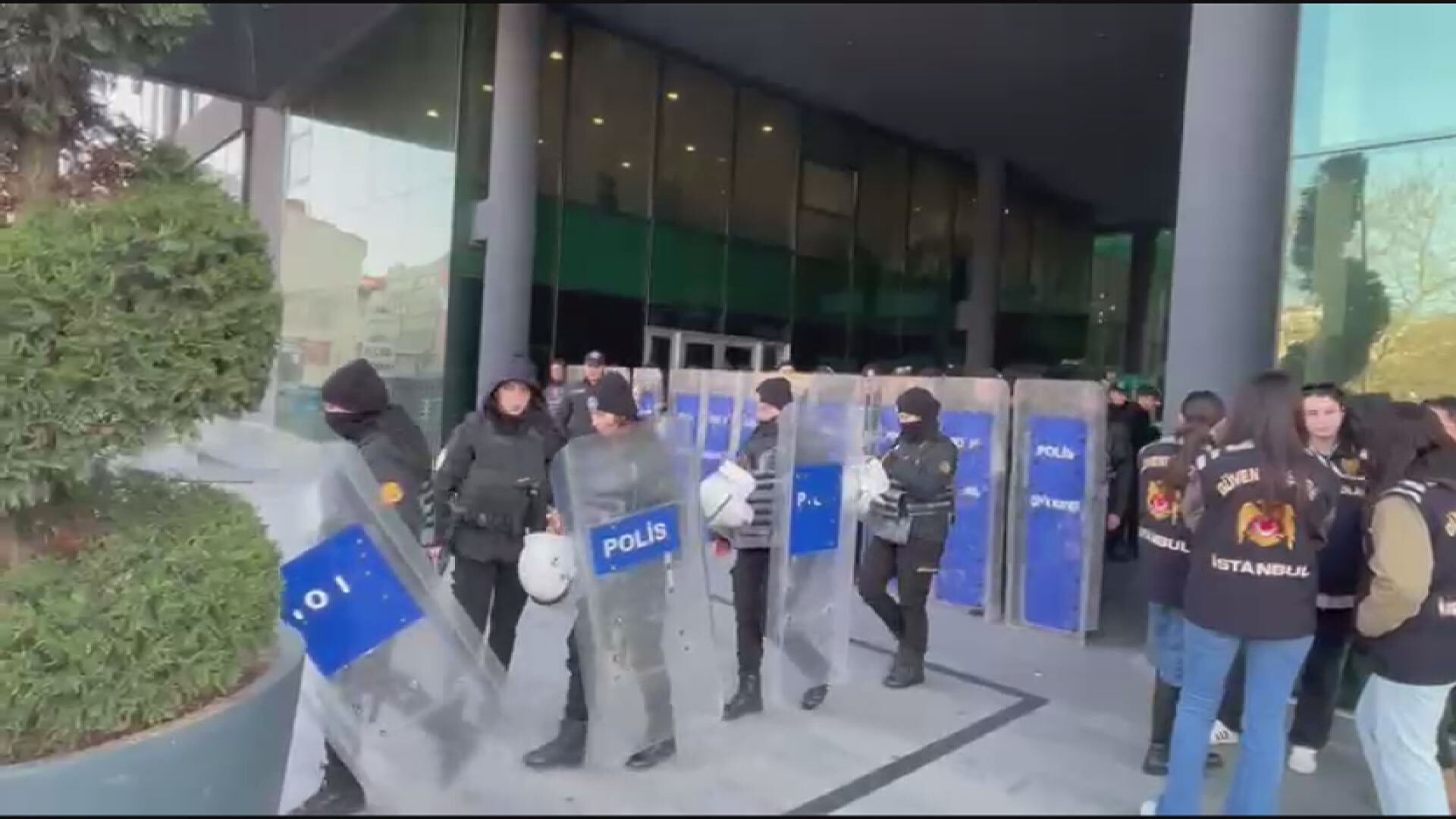 Uskudar Belediyesi Operasyon (3)