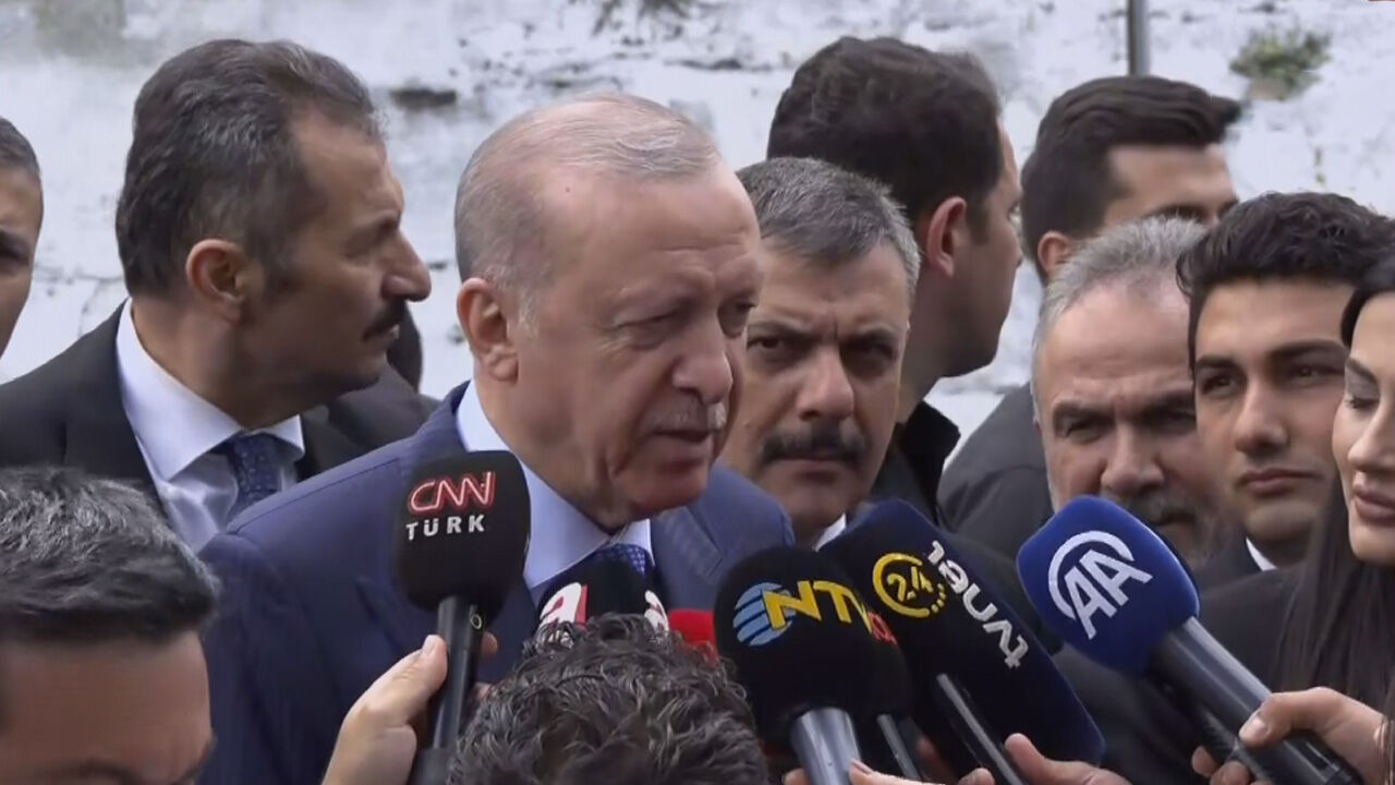 Erdoğan'dan dünyaya manidar mesaj! Cuma namazını orada kıldı