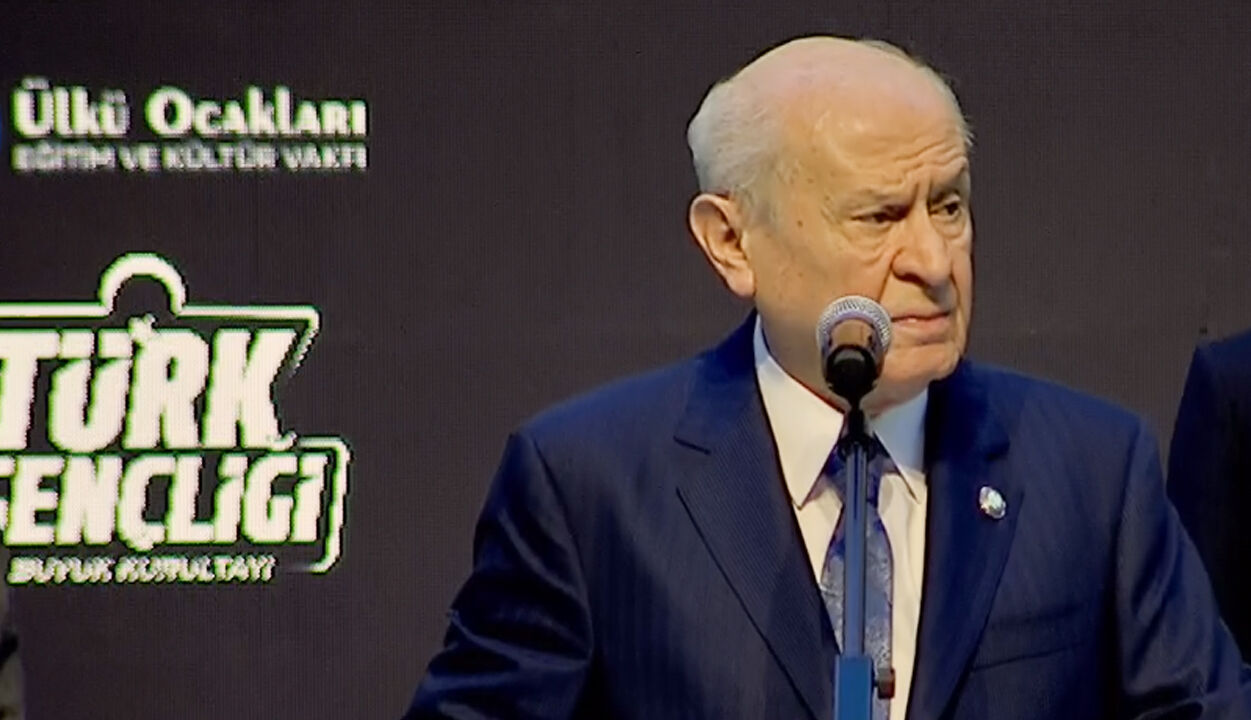 Devlet Bahçeli: 19 Mayıs'ta esaret zinciri parçalanmıştır!