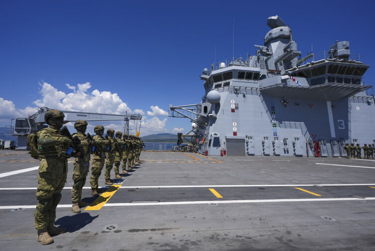 Efes Tcg Anadolu (3)