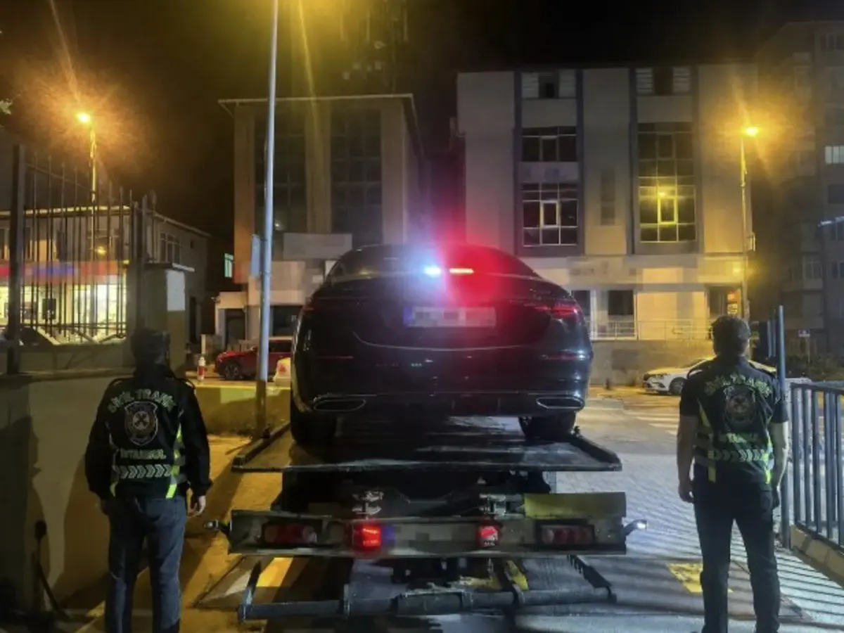 Emin Pazarcı Gazeteci Çakarlı Araç Sondakika Haber (1)