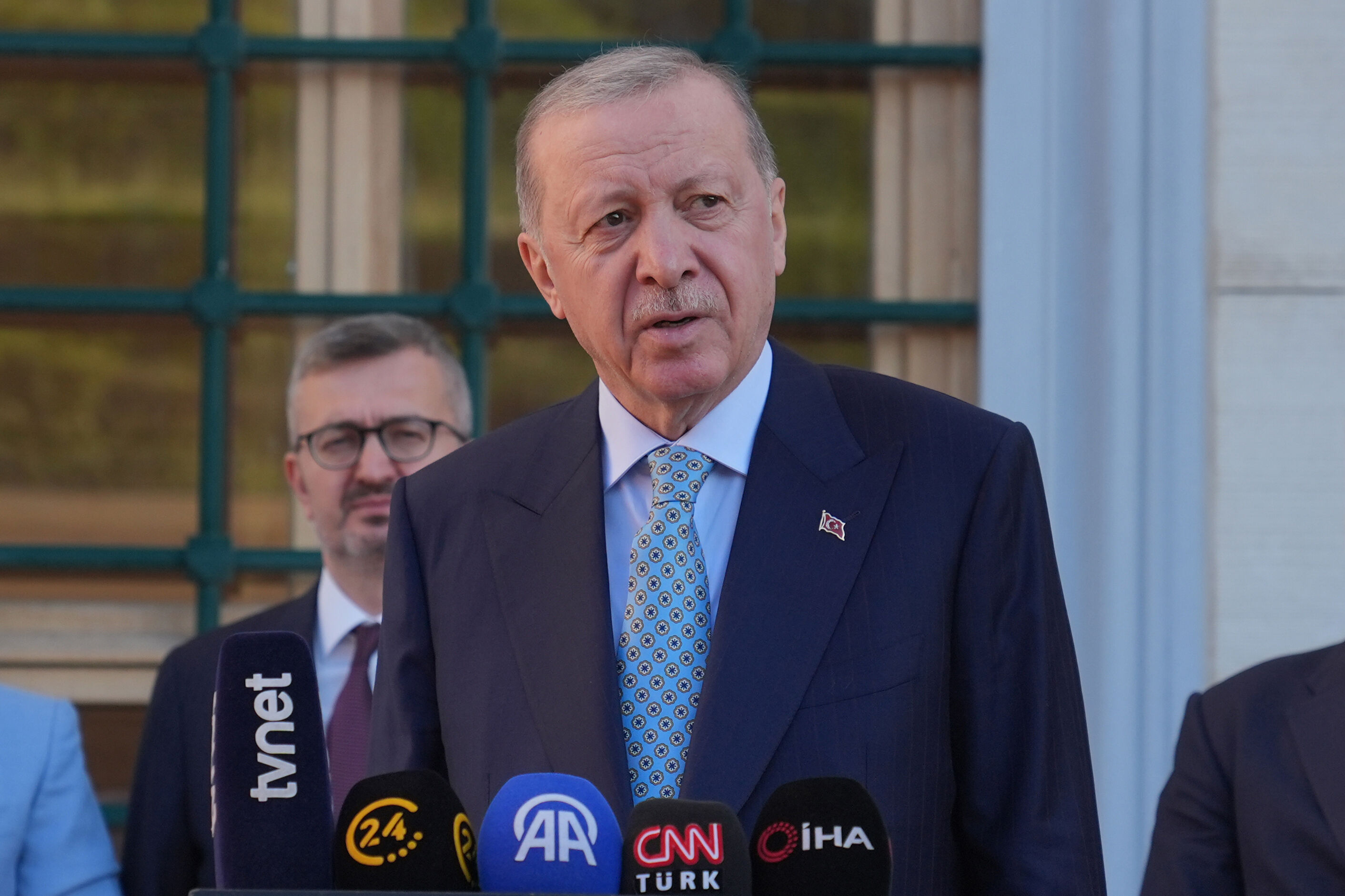 Cumhurbaşkanı Erdoğan'dan namaz çıkışı "Gazze" vurgusu