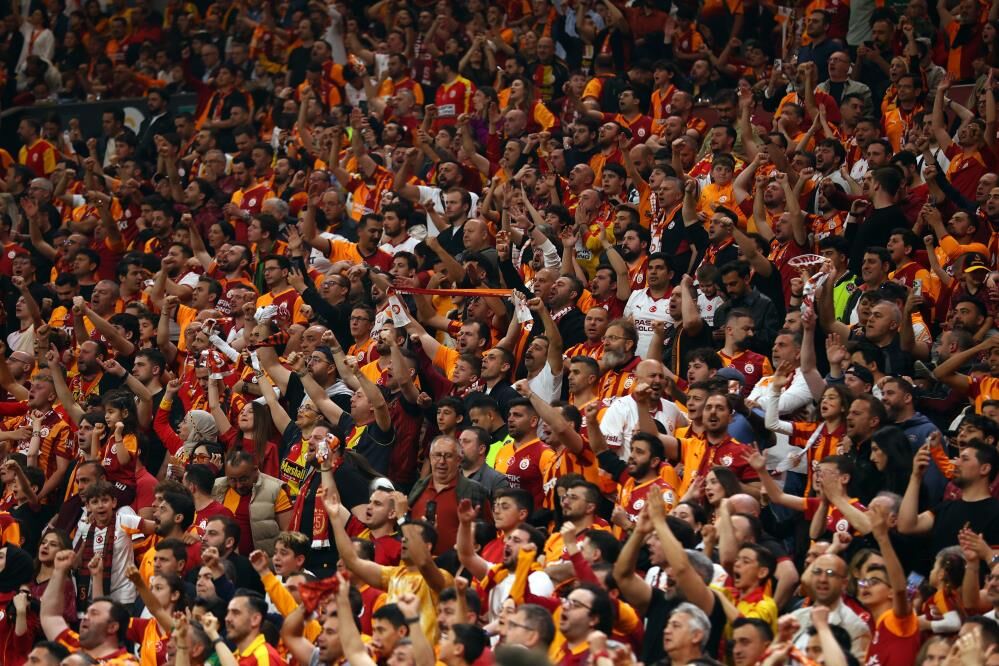 Galatasaray Bitime 1 Hafta Kala Üst Üste 4.Kez Şampiyon! (4)