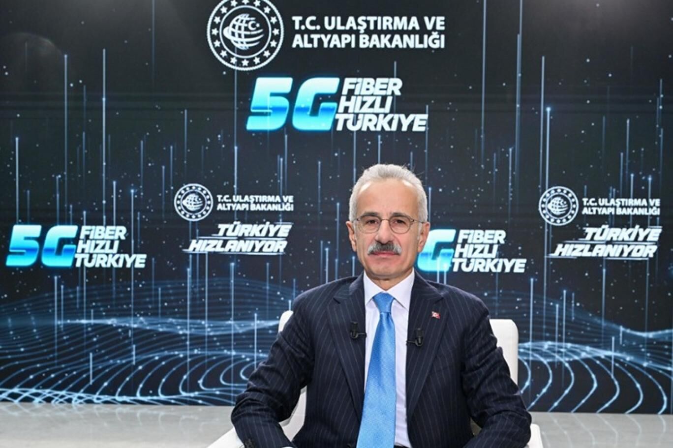 Kanal 7 Medya Grubu Yükselen Türkiye Zirveleri Altyapı Bakanı Abdulkadir Uraloğlu (2)