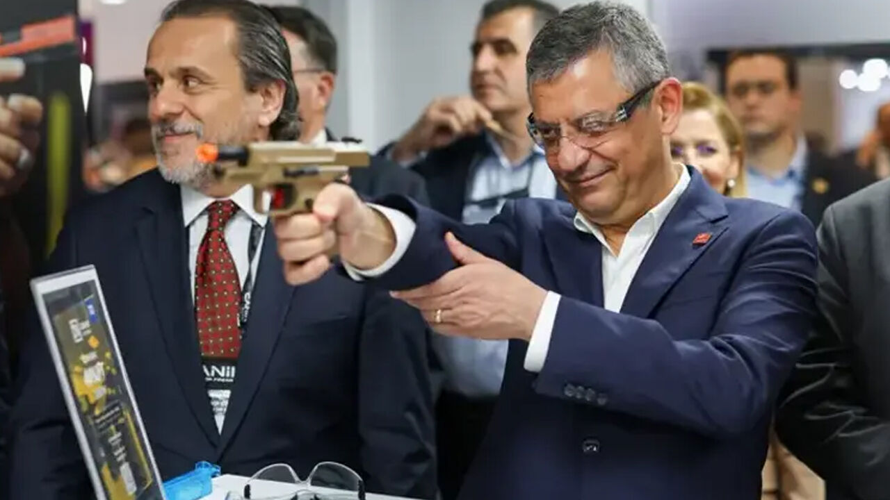 Ozgur Ozel Aciklama