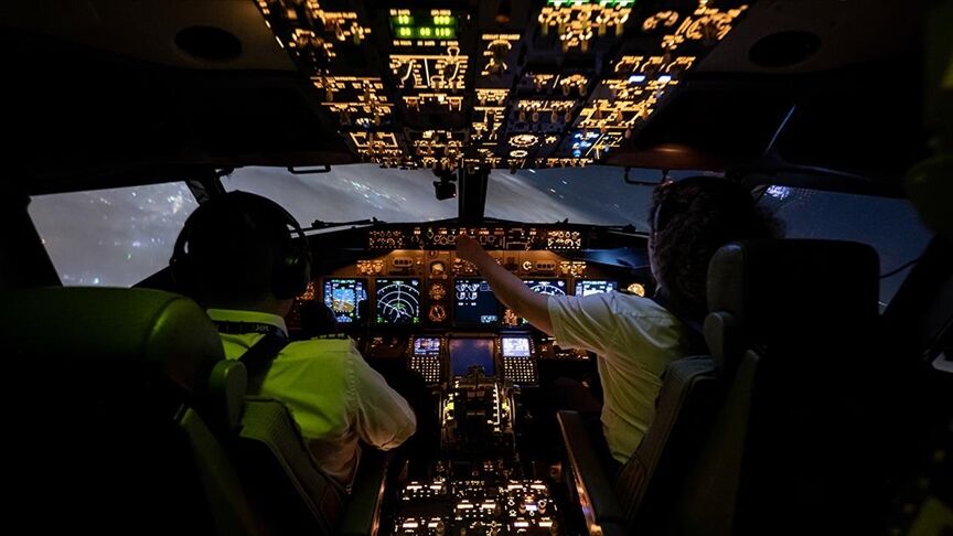 Pilot Uçak