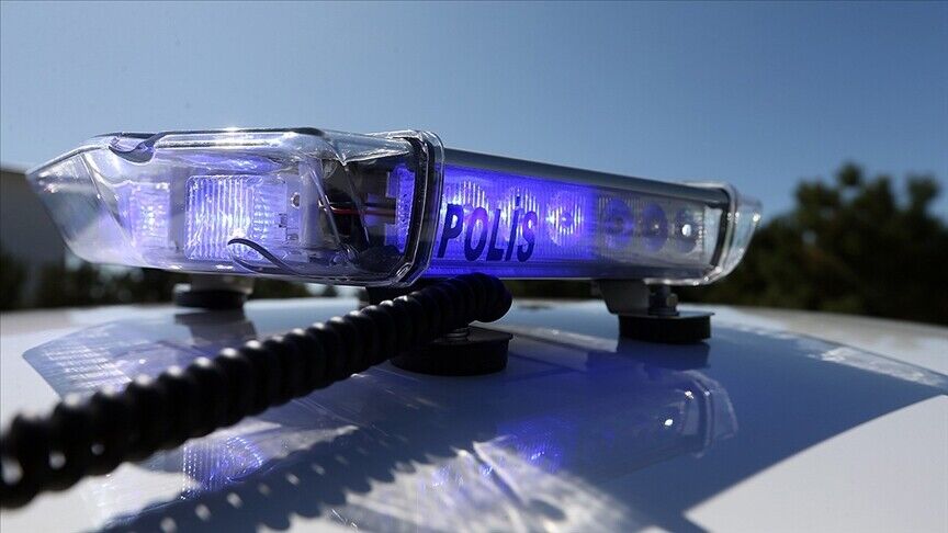 Polis-22