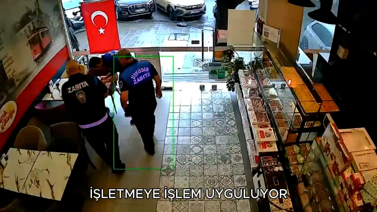 Üsküdar'da Chp İlçe Başkanı Berk Tütüncü (1)