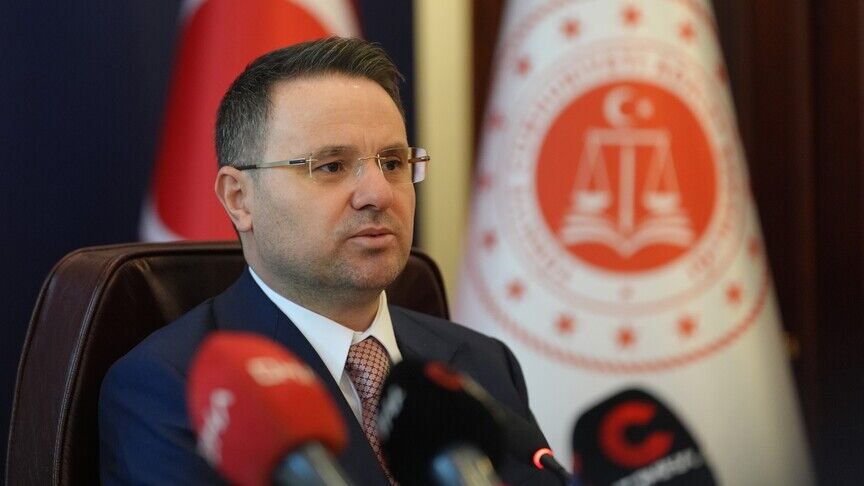 FETÖ firarileri için yeni hamle! Bakan Gürlek duyurdu
