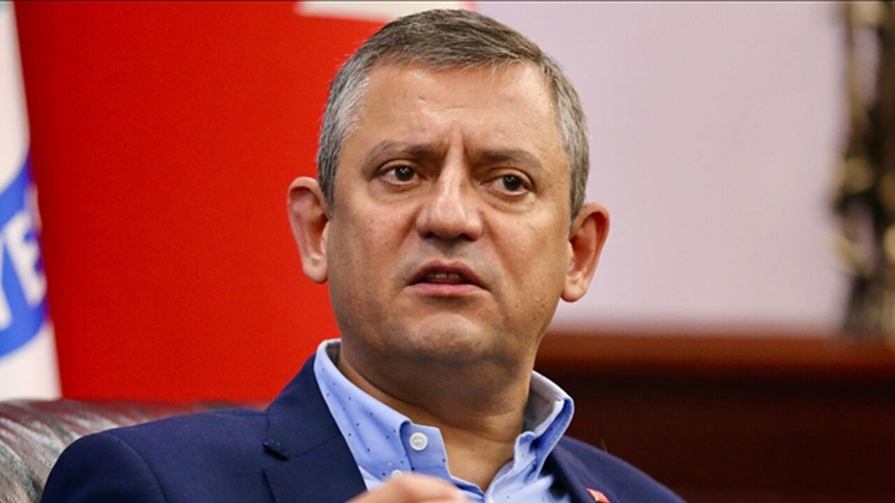 Özgür Özel'den yeni parti açıklaması! Dikkat çeken sözler