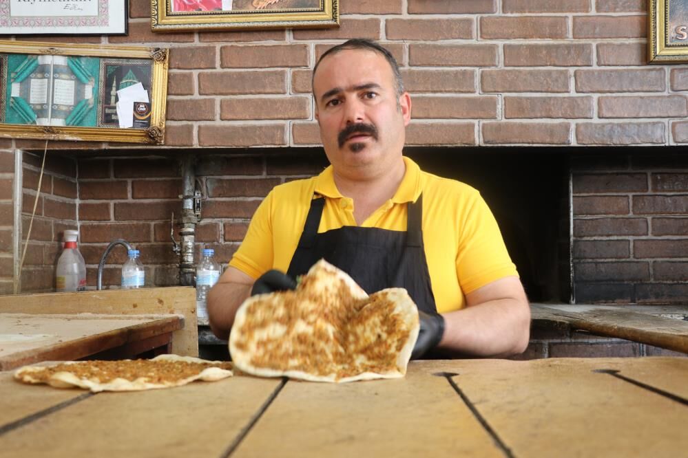 Vatandaşa ucuz lahmacunu çok gördüler!