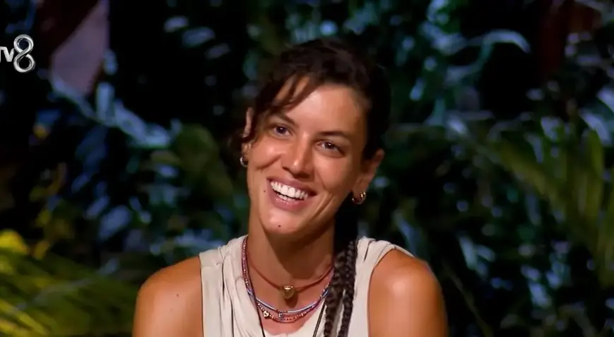 Survivor Deniz Çatalbaş Tv8 (1)-1